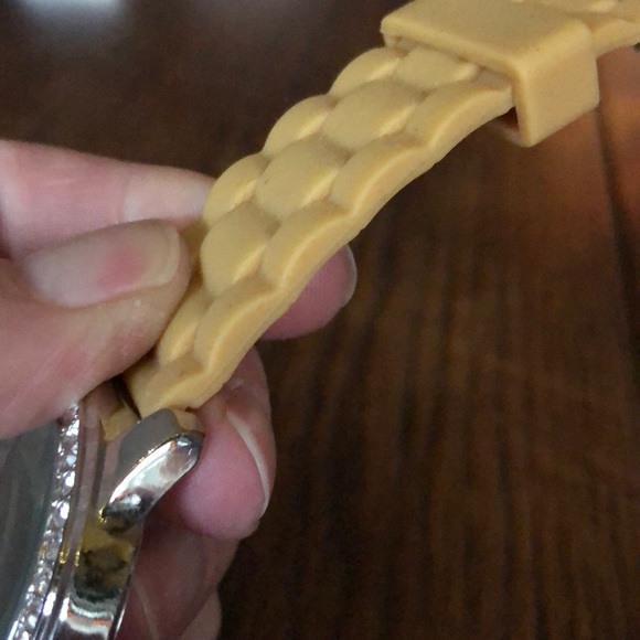 Large face watch - Picture 4 of 4